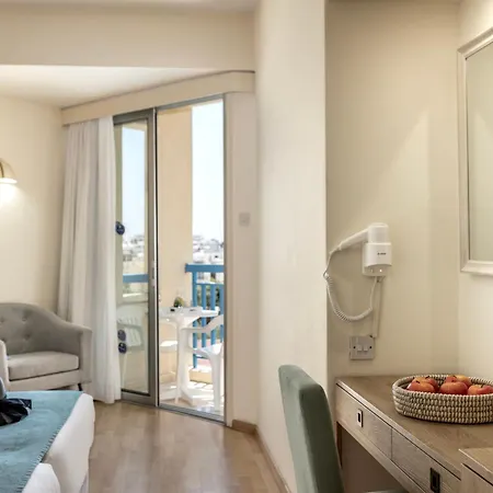 Hotel Kissos Paphos