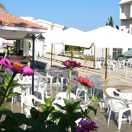 Kissos Hotel 3*