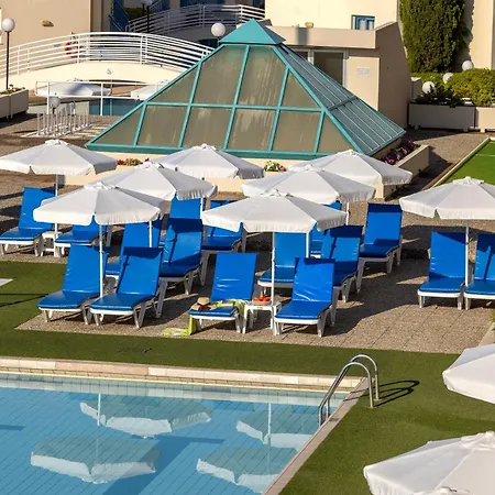 Kissos Hotel 3*