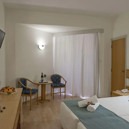 κισσός 3* Πάφος