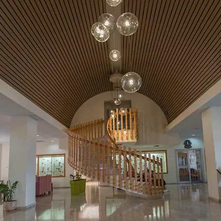 Kissos Hotel