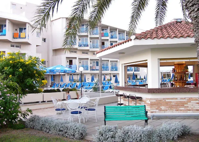 κισσός Ξενοδοχείο 3*