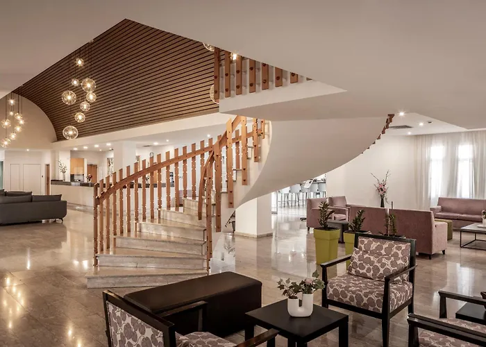 Kissos 3* Пафос